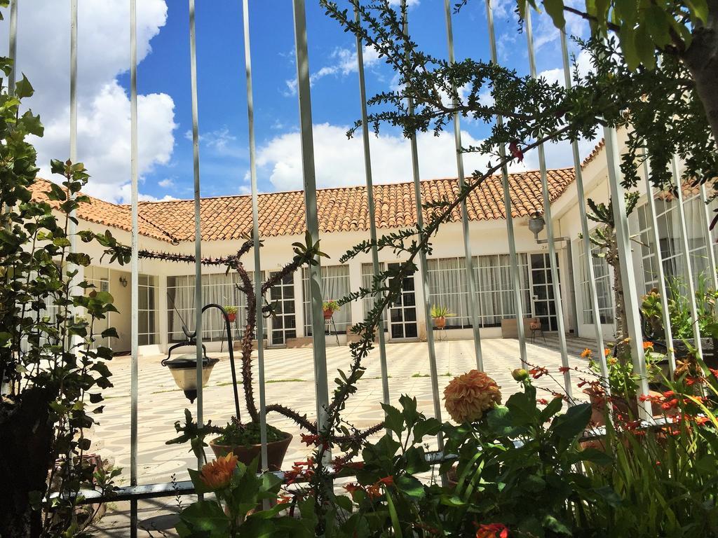 Hotel De Turistas La Villa Sicuani Buitenkant foto